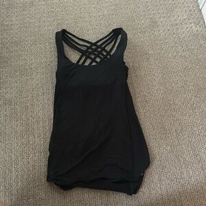 LULULEMON WORKOUT TANK